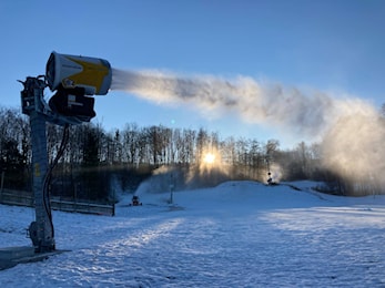 Snøproduksjon UTD Snøpark